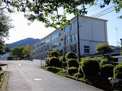 大津市立長等小学校