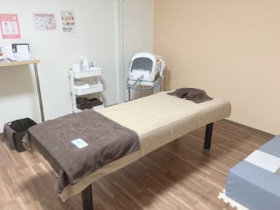 beauty salon Heureux〜ビューティーサロンウールー〜