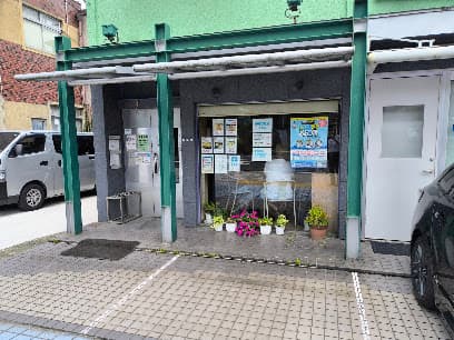 モーム