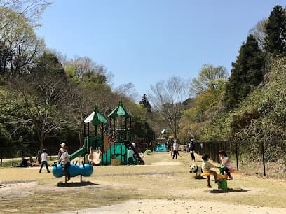 県営春日山公園